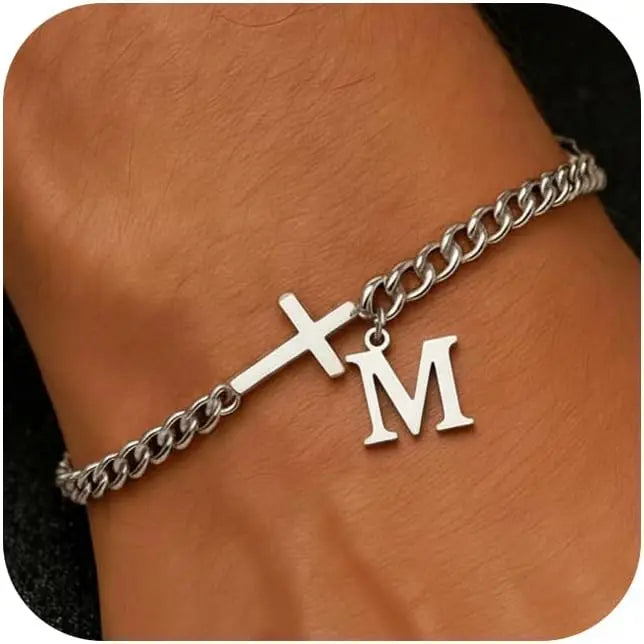 Herren Armband mit Kreuz & personalisiertem Buchstaben – Edelstahl